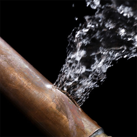 How to Fix a Leaking Pipe